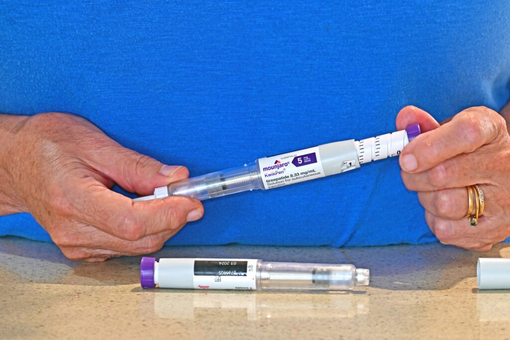 Impacto de Mounjaro en la Reducción de Costes Sanitarios en Adultos Mayores de 55 Años con Obesidad