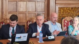 Estrategias Clínicas y Gestión Sanitaria: Cómo Combatir el Déficit de Médicos