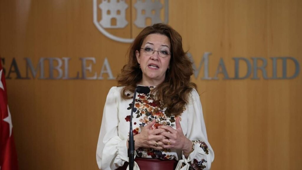Atención Sanitaria para Centenarios: Retos Clínicos y el Papel de los Insumos Médicos Avanzados
