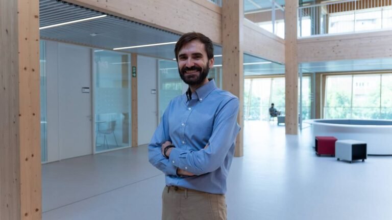 Liderazgo en Epidemiología: Pello Latasa y su Impacto en el Futuro de la Salud Pública
