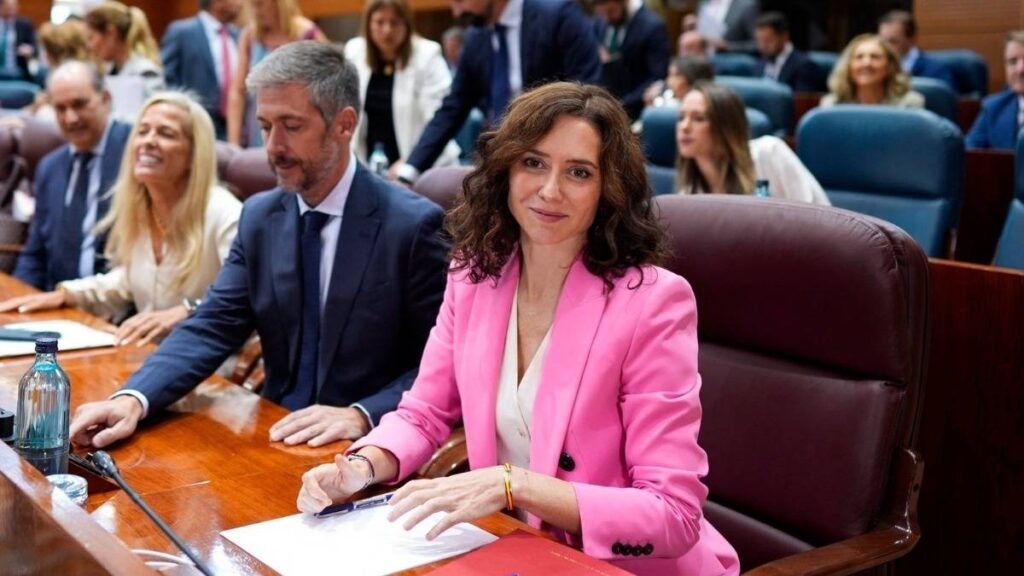 Innovación Sanitaria y Liderazgo Clínico: Claves para el Avance Tecnológico en la Medicina Moderna