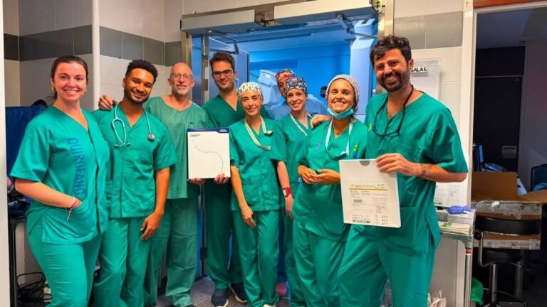 Innovación Tecnológica en Neurología: Hospital Doctor Negrín Incorpora Ultrasonidos para la Trombosis Venosa Cerebral