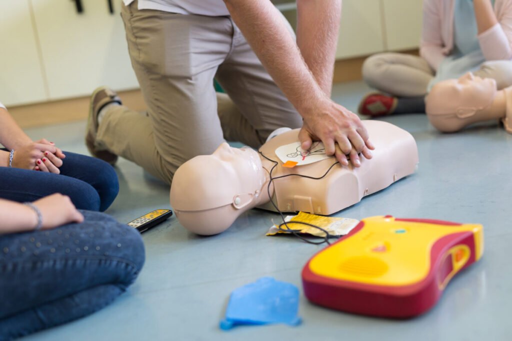 Salud Cardiovascular y RCP en Colegios: Claves para la Prevención