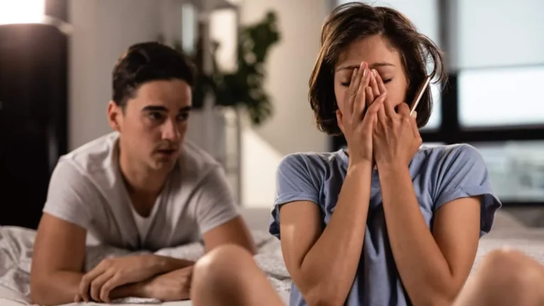 Crisis de Pareja en Septiembre: Análisis Clínico sobre el Bienestar Emocional y las Rupturas