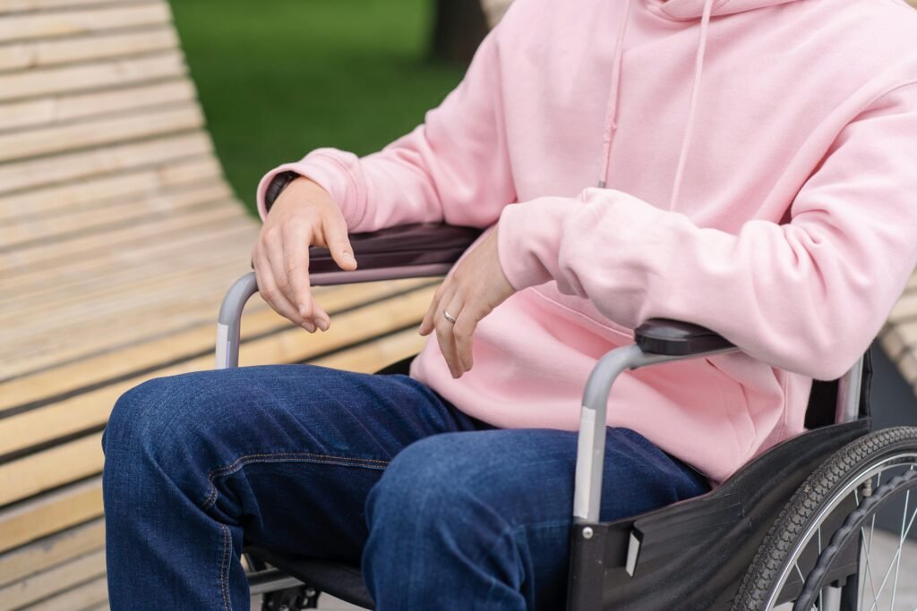 Riesgo de Acceso No Autorizado en el Sistema Albert e-motion M25 para Sillas de Ruedas: Implicaciones Clínicas y de Ciberseguridad