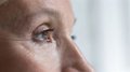 Desprendimiento de Retina: ¿Por qué no duele y cuáles son las señales de alarma para salvar tu visión?