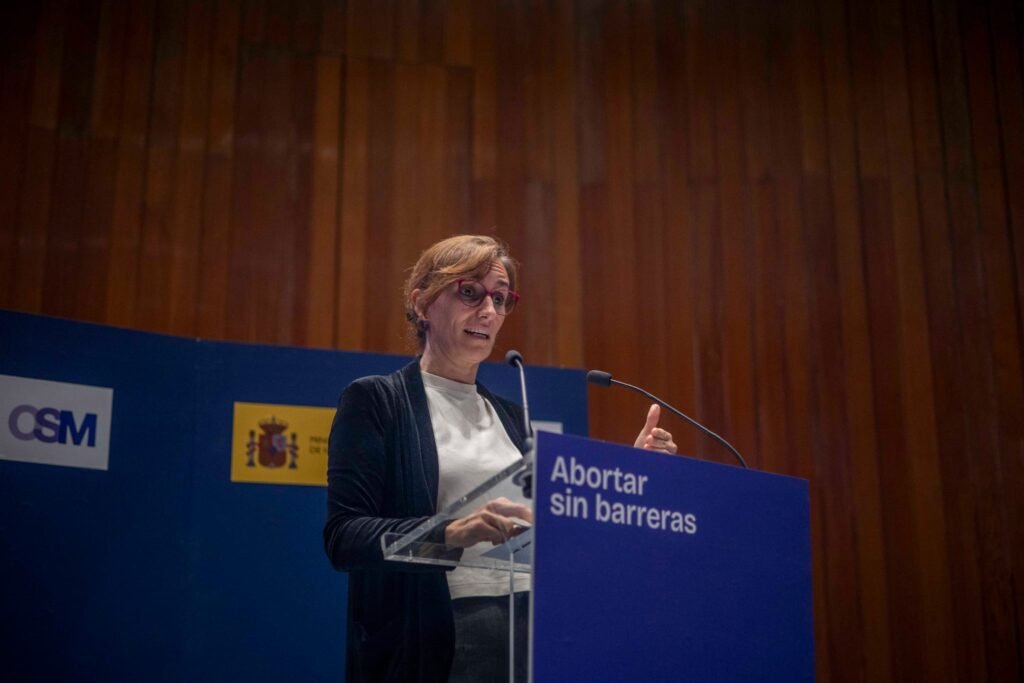 Integración del Aborto Farmacológico en la Atención Primaria: Perspectivas Clínicas y Desafíos Sanitarios