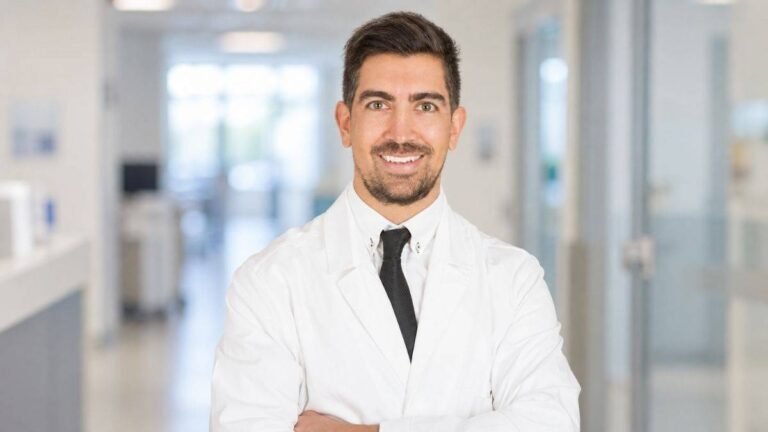 Las Incógnitas de la Vacuna contra el Melanoma: Avances Científicos, Supervivencia y Perspectivas Clínicas