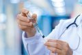 Importancia de la Vacunación contra la Gripe: Prevención y Cuidado en la Salud Integral