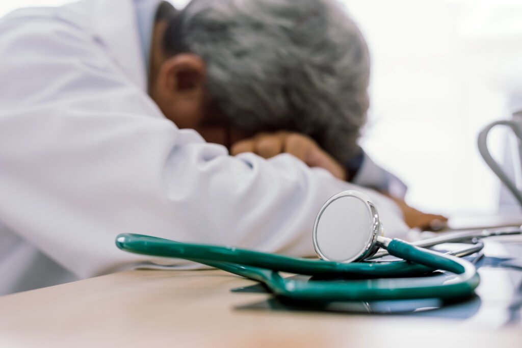 Regulación de Guardias Médicas: Impacto del Nuevo Estatuto Marco y Salud Laboral