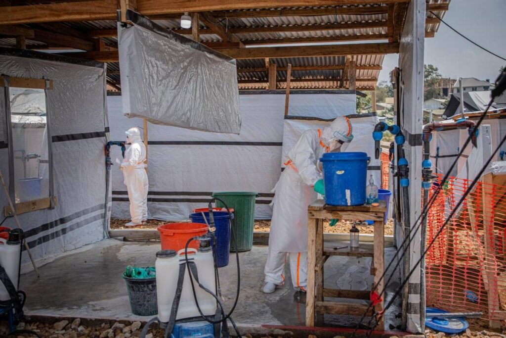 Brote de Ébola en la RDC: Impacto Clínico, Retos Epidemiológicos y Gestión de Insumos Médicos