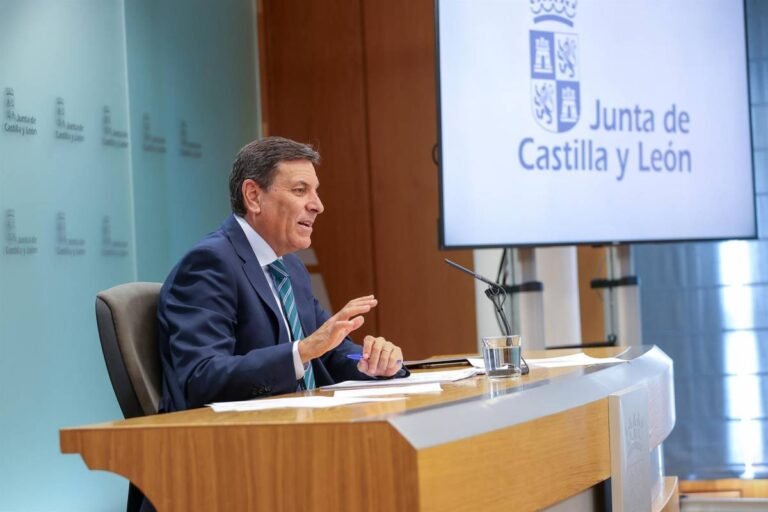 Huelga Médica Nacional y Diálogo Sanitario: Retos en la Gestión de Insumos y Equipamiento Clínico