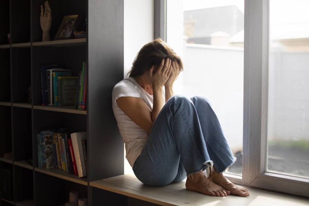 Acércate, escucha y acompaña: La estrategia clínica contra el estigma de la salud mental