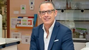El Impacto Ambiental de los Medicamentos y su Integración en la Formación Farmacéutica Moderna
