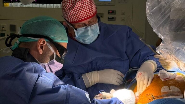 Implantación de Desfibrilador Sin Cables Venosos: Un Avance Clínico en Cardiología