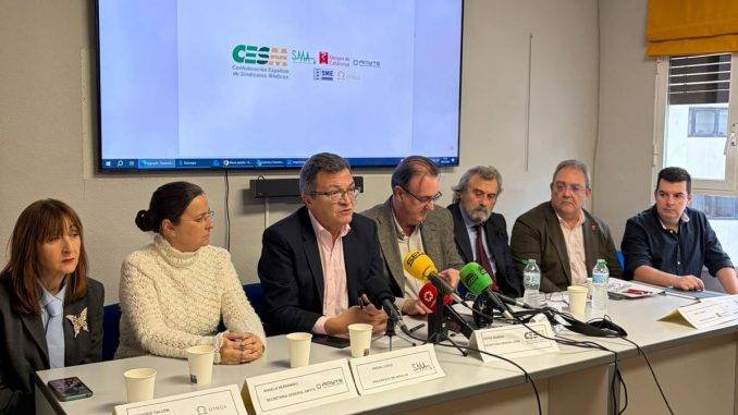 Cohesión Gremial y Futuro Sanitario: La Respuesta del Colectivo Médico Ante los Retos Estructurales