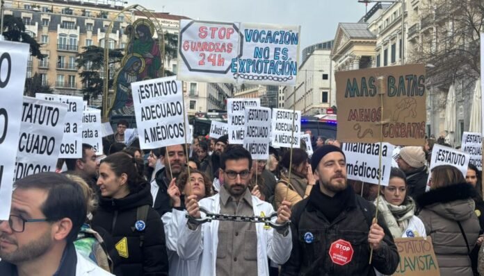 Huelga Médica Indefinida en Octubre: El Conflicto del Estatuto Marco y su Impacto en el Sistema Sanitario
