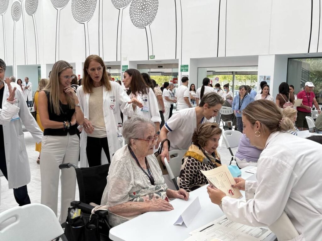 Programas de Autonomía para Adultos Mayores: Claves Clínicas y Soporte Médico