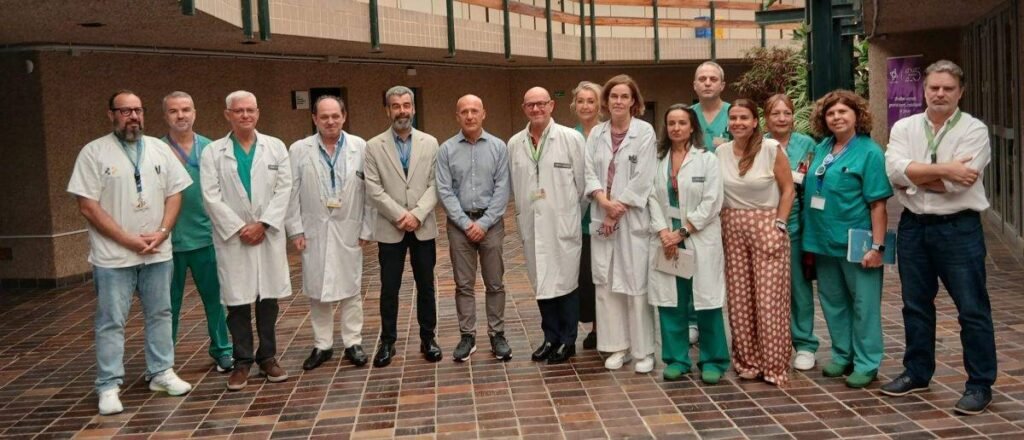 Cadena de Trasplantes de Riñón: Impacto del Donante Altruista y Avances en Insumos Médicos