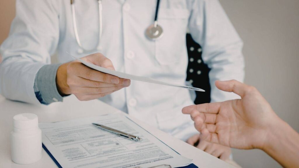 Innovación Sanitaria y Gestión Directiva: Llevar la Tecnología Más Allá del Discurso