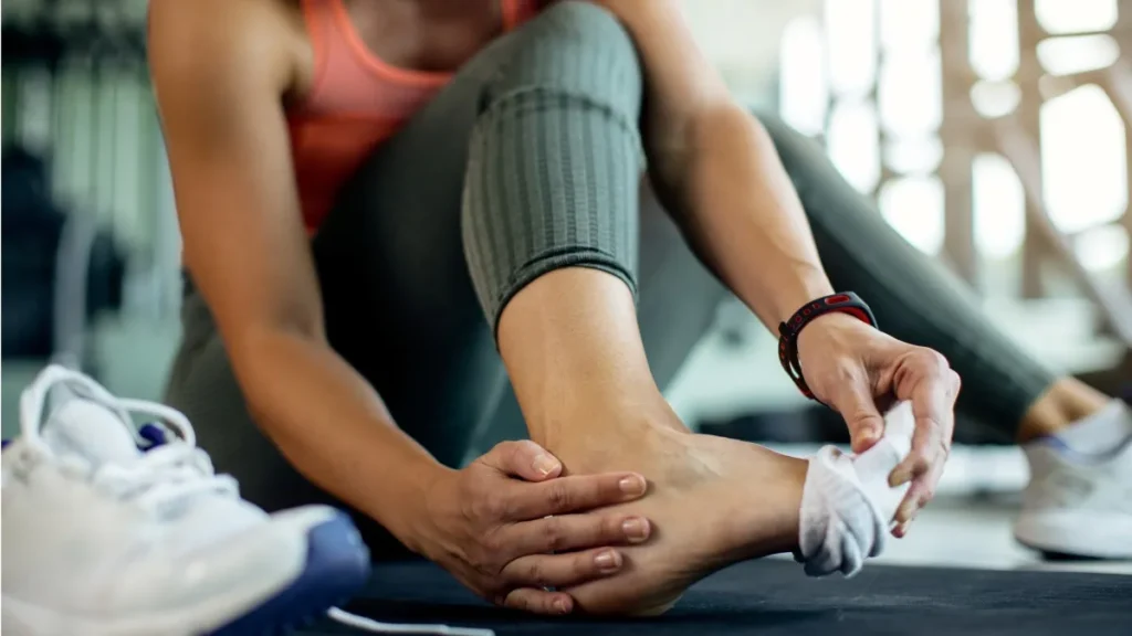 Fascitis Plantar y Musculatura Intrínseca: Cómo Fortalecer el ‘Core’ del Pie para Evitar el Dolor