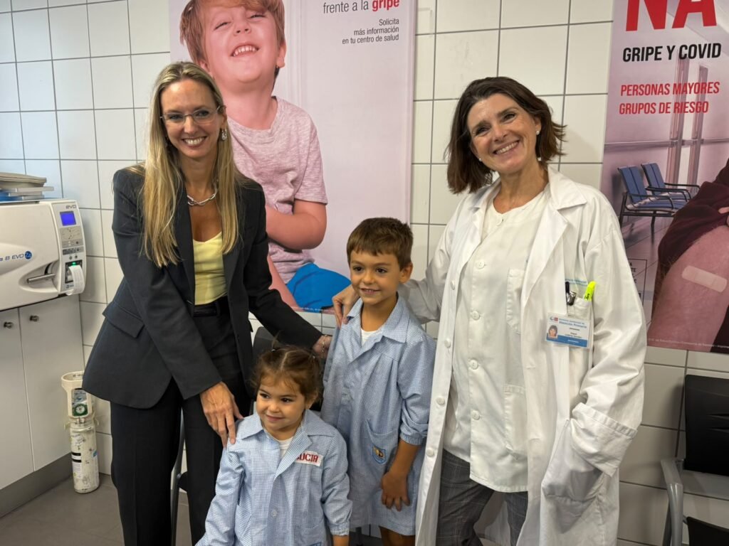 Campaña de Vacunación contra la Gripe y la COVID-19: Claves Clínicas y Prevención