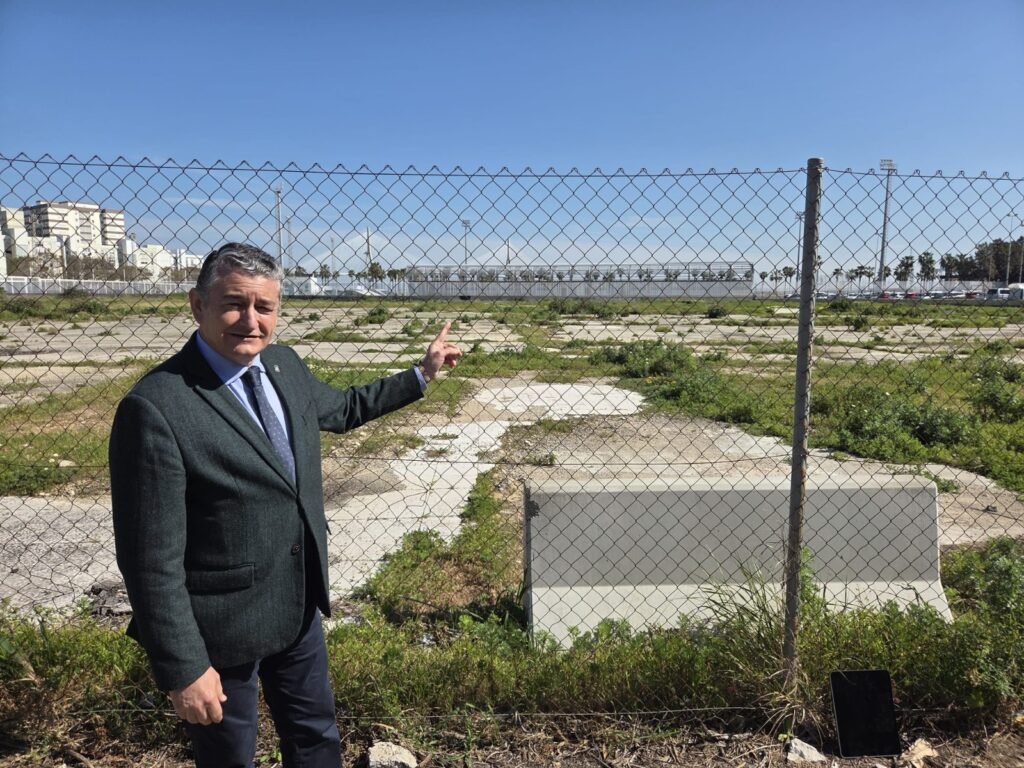 Nuevo Hospital de Cádiz con 800 Camas: Impacto Sanitario y Estándares de Infraestructura Médica