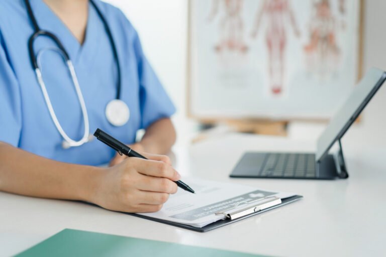 Ayudas para Proyectos Sociales de Enfermería: Impacto en la Salud Comunitaria