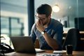 Desgaste Psicológico Laboral: ¿Por qué Afecta Más a la Franja de 40 a 49 Años?