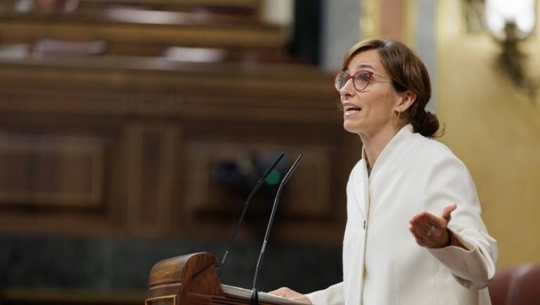 Liderazgo Político y Salud Pública: Implicaciones de la Reestructuración en el Sector Sanitario